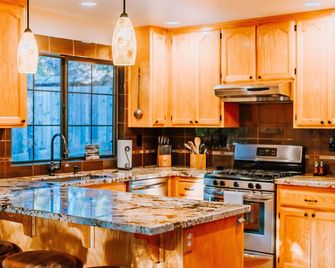 Blackberry Cottage located next to Wineberry Lodge - Sebastopol - Keuken