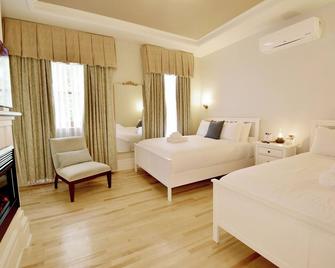 Tait House by Bower Boutique Hotels - Shediac - Bedroom