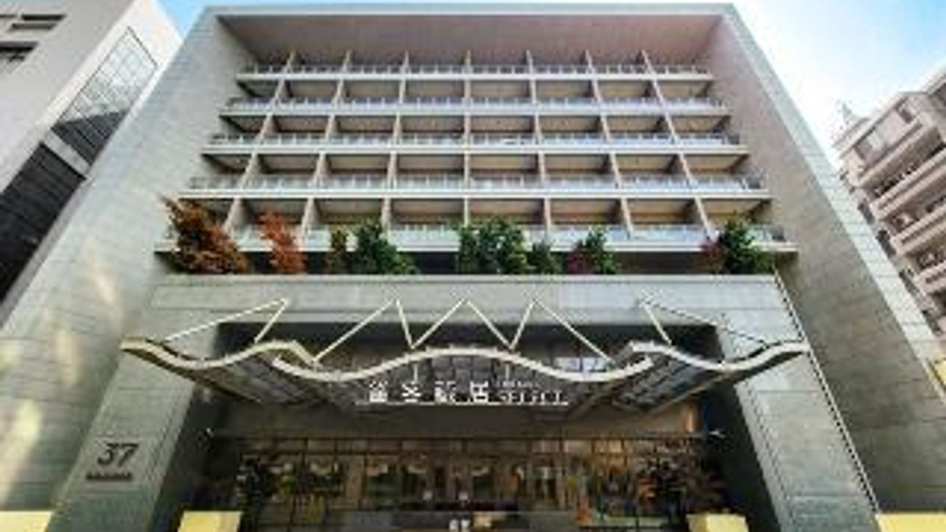 Check Inn Select Taichung Dadun