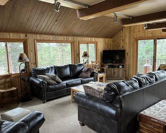 Ponderosa Cabin Is Just Minutes From Rocky Mountain National Park And Wild Basin - Allenspark