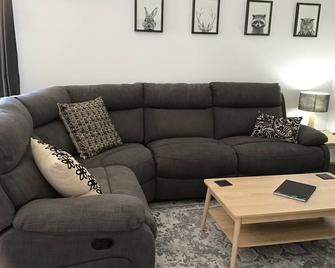 Brand New, Cosy and Centrally Located - Muswellbrook - Sala de estar