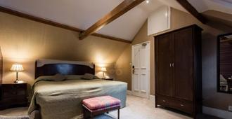 Beech House Hotel - Reading - Bedroom