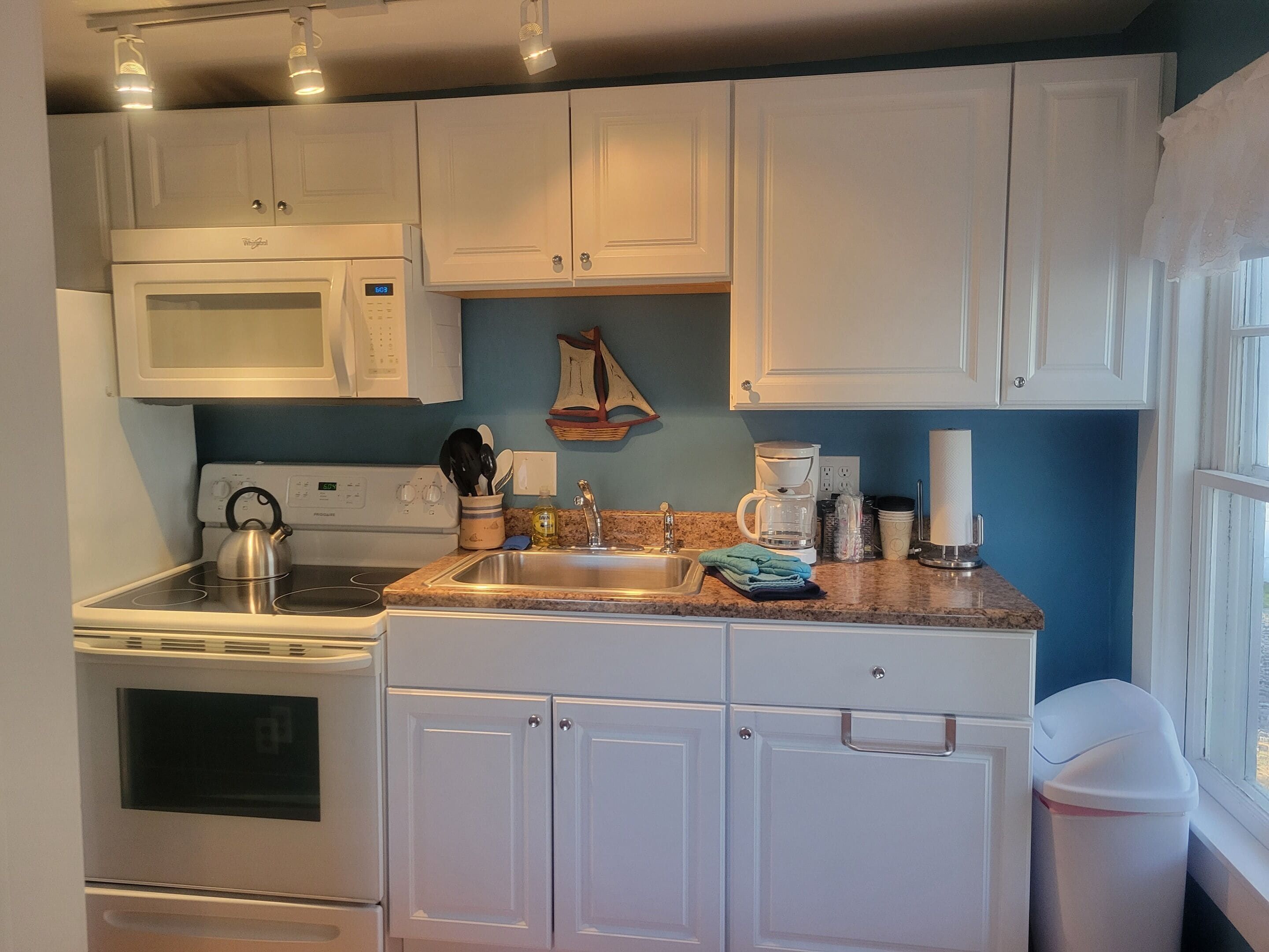 2 River Road Inn & Cottages - Cape Neddick - Cuisine