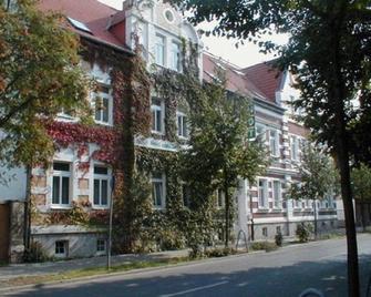 Hotel Zum Goldenen Löwen - Merseburg - Edificio