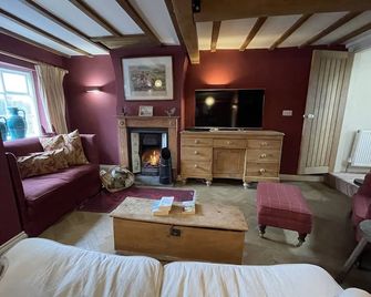 The Durham Ox - York - Living room