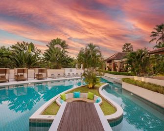 Dewa Phuket (Beach Resort, Villas And Suites) (Sha Plus) - Sakhu - Piscina