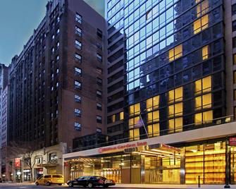 Hilton Garden Inn New York/Midtown Park Avenue - New York - Edificio