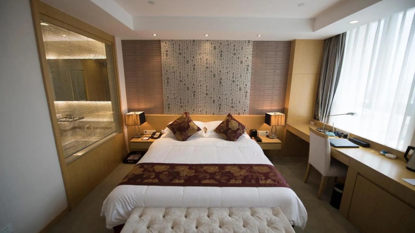 Suzhou Sun Plaza Hotel