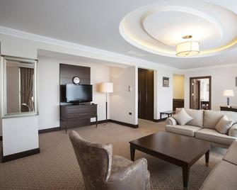 Chinar Hotel & Spa - Naftalan - Living room