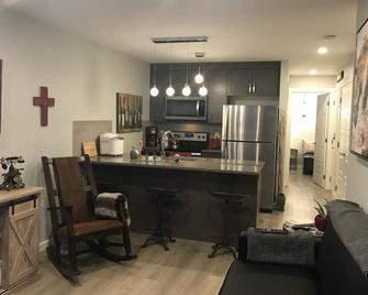Beautiful Condo in Seton - Calgary - Kitchen