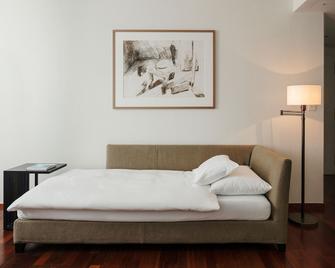 Boutique Hotel Helmhaus Zürich - Zurich - Living room