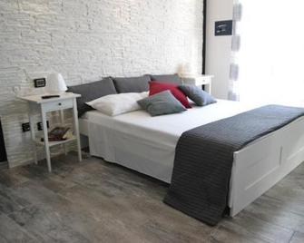 B&B O Casteddu - Monforte San Giorgio - Habitación