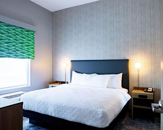 Home2 Suites by Hilton Kalamazoo Southeast - Kalamazoo - Bedroom