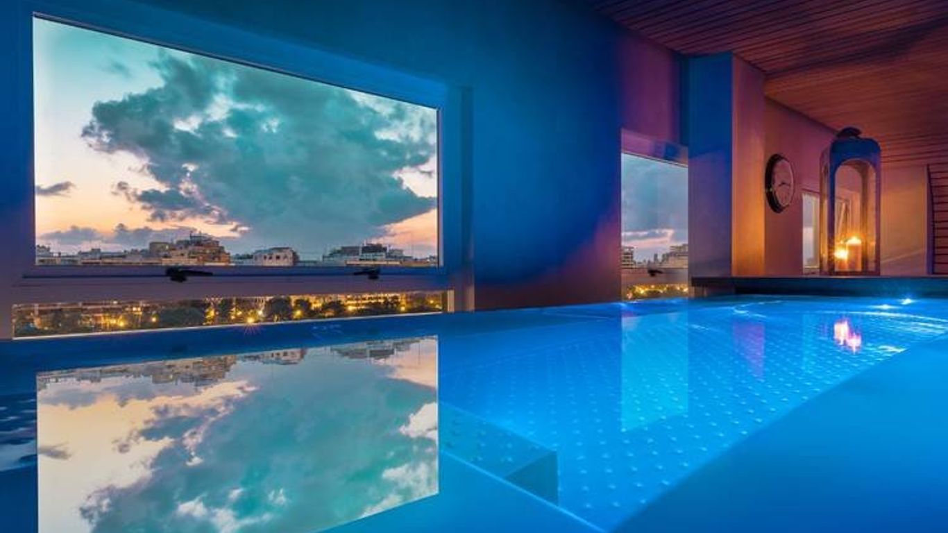 إس إتش فالينسيا بالاس