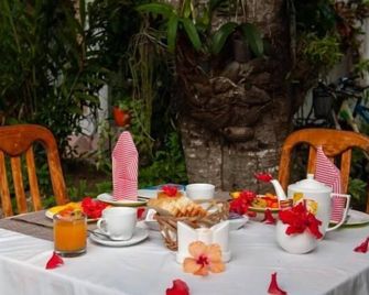 Rising Sun Guesthouse - La Digue Island