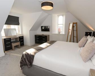 Ardconnel Court Apartments - Inverness - Bedroom