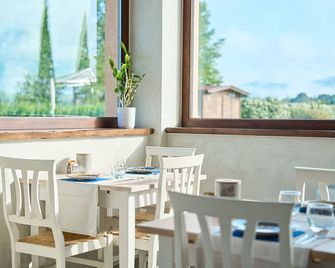 Il Fienile di Assisi - Asís - Restaurante