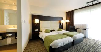 Van Der Valk Hotel Charleroi Airport - Charleroi - Bedroom