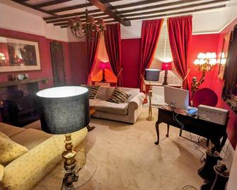 Archway House - Grantham - Living room