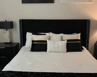 New! Luxury Midtown Escape - Houston - Habitación
