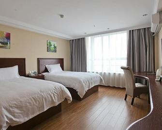 Greentree Inn Gaogang District Government Busines - Taizhou - Bedroom