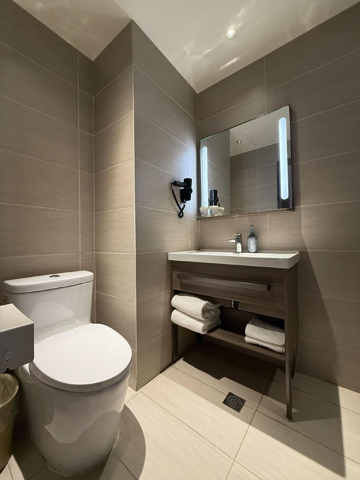 Hanting Hotel Tianjin Jinnan Development Zone National Exhibition Center - Tianjin - Sovrum