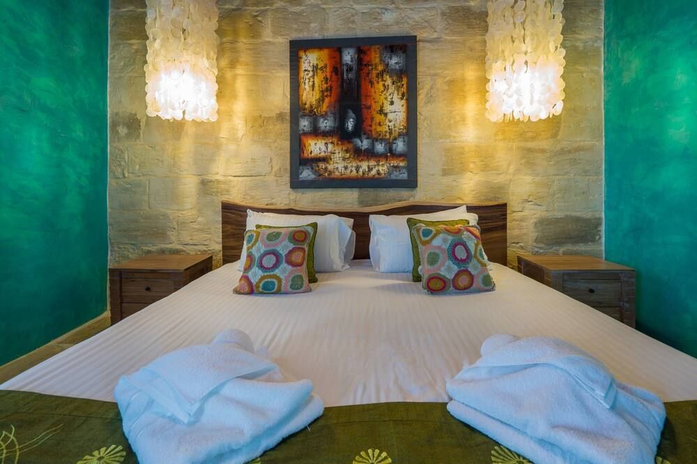 تشابيل 5 سويتس