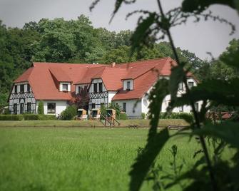 Landhotel Schorssow - Schorssow - Gebäude