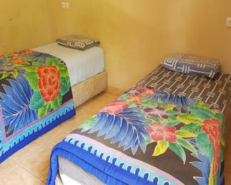 Super OYO 2320 Hotel Charvita - Kupang