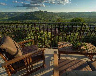 Motovun Bellevue - amazing view, comfortable - Livade - Balkón