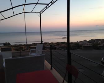 Salento Palace Bed & Breakfast - Gallipoli - Balcón