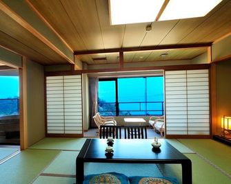 Hotel Toukaien - Gamagōri - Dining room