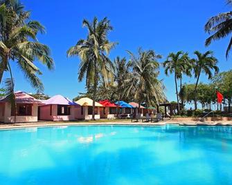 EGI Resort and Hotel - Lapu-Lapu City - Pool