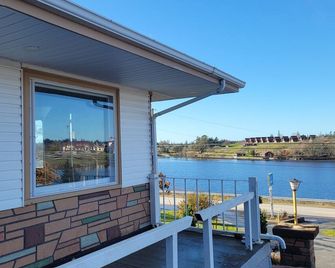 Novastar Motel On The Lake - Yarmouth - Balkon