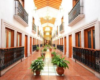 Misión Pátzcuaro Centro Histórico - Pátzcuaro