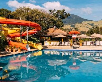 Hotel Fazenda Vale Da Mantiqueira - Virgínia - Pool