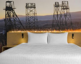 Best Western Plus Butte Plaza Inn - Бутт - Спальня