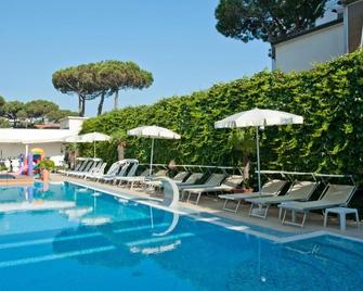 Hotel Derby Exclusive - Milano Marittima