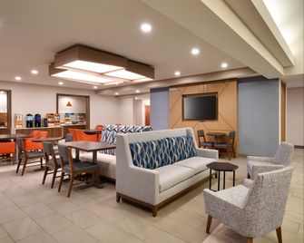 Holiday Inn Express & Suites Helena By IHG - Helena - Toà nhà