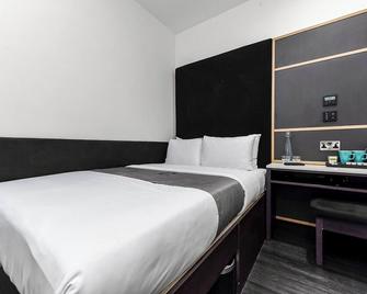 The Z Hotel Strand - London - Bedroom