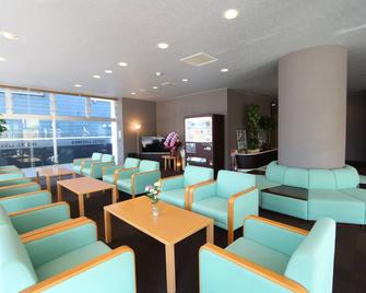 Hotel Livemax Budget Chitose - Chitose - Area lounge