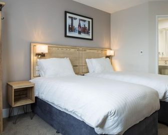 Ravens Cliff Marstons Inns - Motherwell - Bedroom