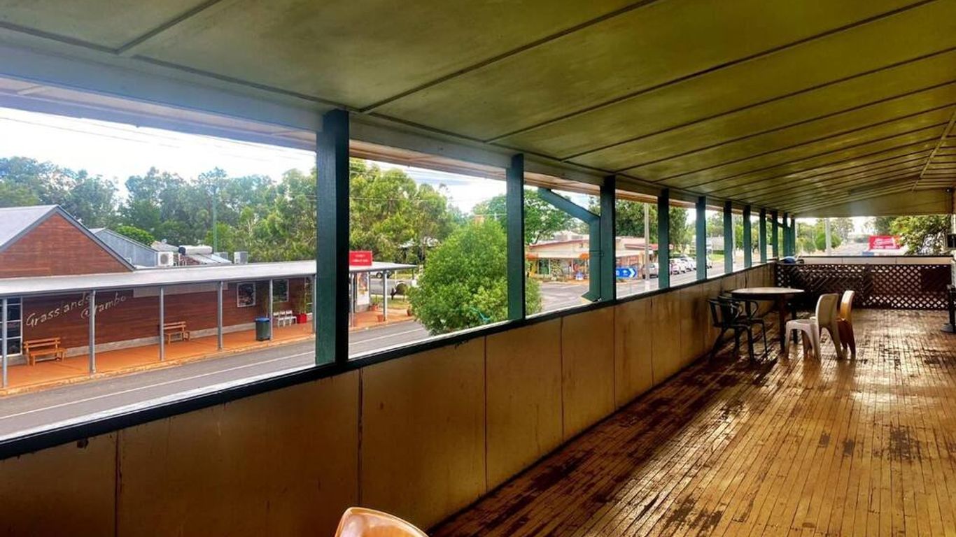 The Royal Carrangarra Hotel