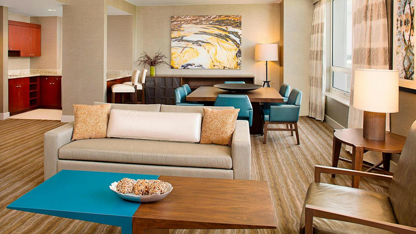 The Westin Chicago North Shore