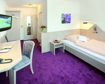 Hotel Malchen Garni - Seeheim-Jugenheim - Спальня