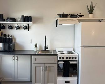Newly remodeled double queen modern apartment - Miles City - Keuken
