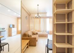 More Apartments na Plotinnoy 2-3 - Krasnaya Polyana - Living room