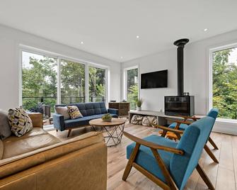 Chalet Alpine by Tremblant Platinum - La Conception - Sala de estar