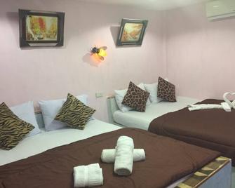 Marina Resort and Restuarant - Ban Pak Bara - Habitación