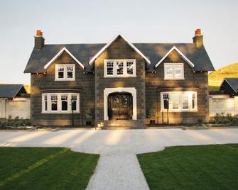 Camp Estate by Larnach Castle - Dunedin - Building